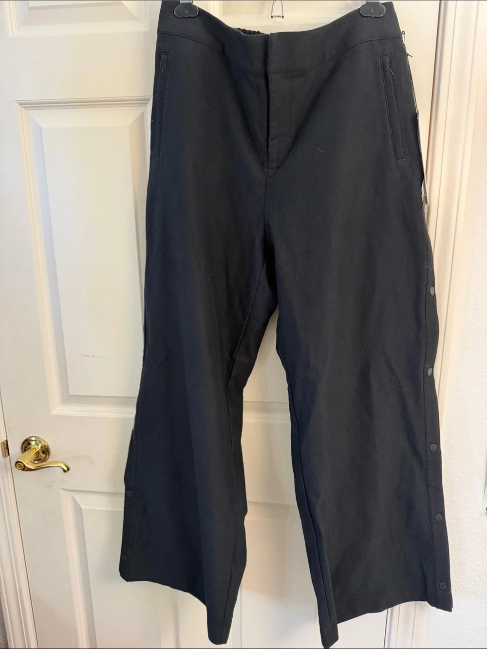 ALO Yoga Black Wide-Leg Snap-Trim Pants